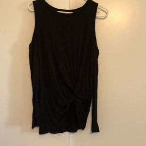 Open shoulder tie black shirt